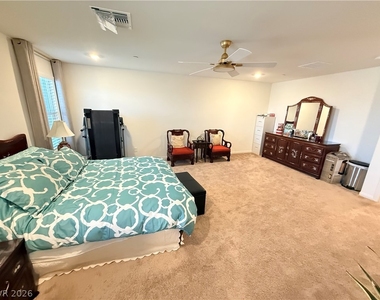 10854 Gentle Crest Avenue - Photo Thumbnail 24