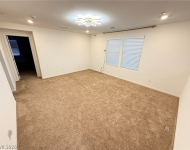 10854 Gentle Crest Avenue - Photo Thumbnail 31