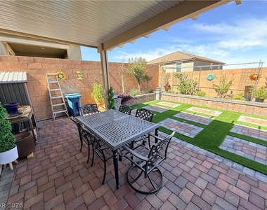 10854 Gentle Crest Avenue - Photo Thumbnail 27