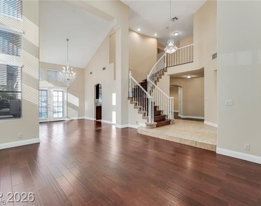 7 Crown Valley Drive - Photo Thumbnail 7
