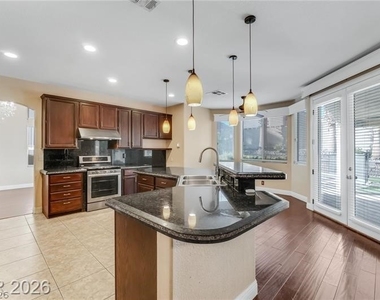 7 Crown Valley Drive - Photo Thumbnail 15