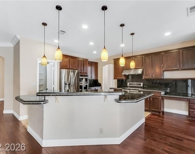 7 Crown Valley Drive - Photo Thumbnail 16