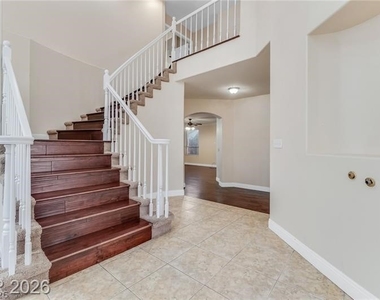 7 Crown Valley Drive - Photo Thumbnail 21