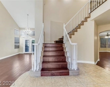 7 Crown Valley Drive - Photo Thumbnail 20
