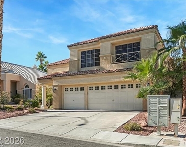 7 Crown Valley Drive - Photo Thumbnail 2