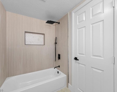 3382 Montessouri Street - Photo Thumbnail 14