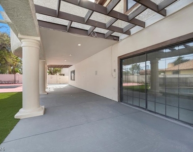 3382 Montessouri Street - Photo Thumbnail 23