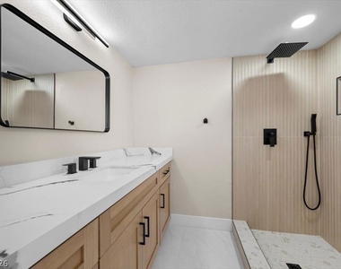 3382 Montessouri Street - Photo Thumbnail 19