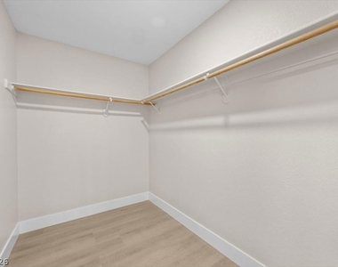 3382 Montessouri Street - Photo Thumbnail 8