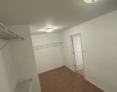 1802 Orange Grove Place - Photo Thumbnail 8
