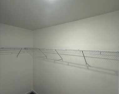 1802 Orange Grove Place - Photo Thumbnail 17