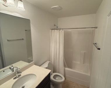 1802 Orange Grove Place - Photo Thumbnail 16