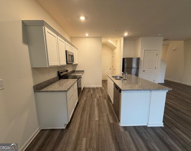 1257 Fagiolo Street - Photo Thumbnail 5