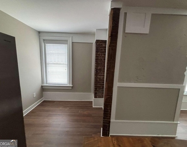 104 Spring Street - Photo Thumbnail 2