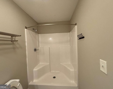 104 Spring Street - Photo Thumbnail 7