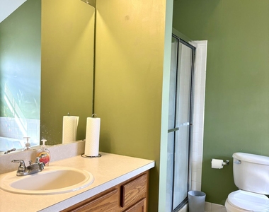 39 Rozalyn Lane - Photo Thumbnail 11