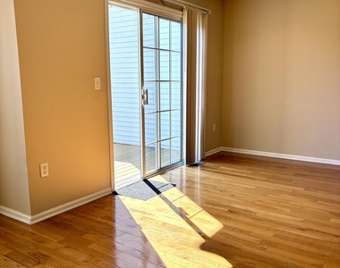 39 Rozalyn Lane - Photo Thumbnail 3