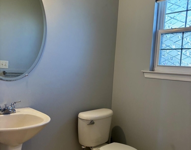 39 Rozalyn Lane - Photo Thumbnail 5