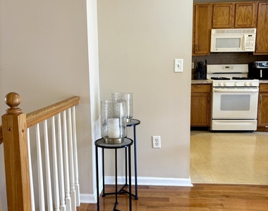 39 Rozalyn Lane - Photo Thumbnail 2