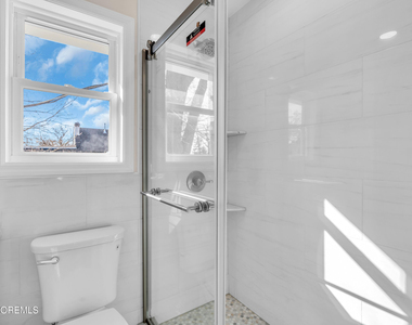 814 Dunlewy Street - Photo Thumbnail 12