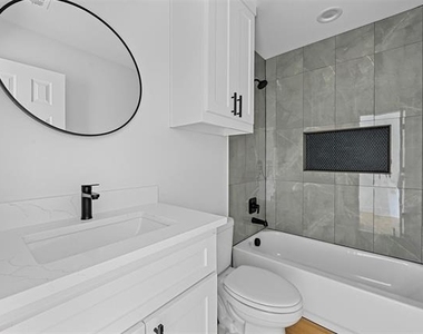 2005 Bourland Street - Photo Thumbnail 14