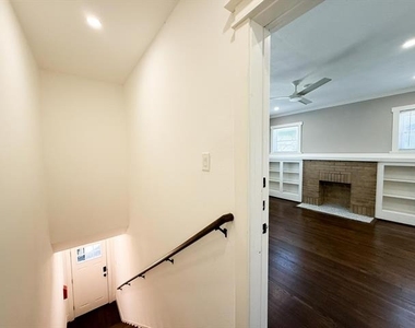4114 Junius Street - Photo Thumbnail 3