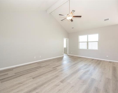 208 Harvey Street - Photo Thumbnail 22
