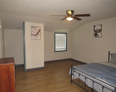 12069 Joyce Lane - Photo Thumbnail 8