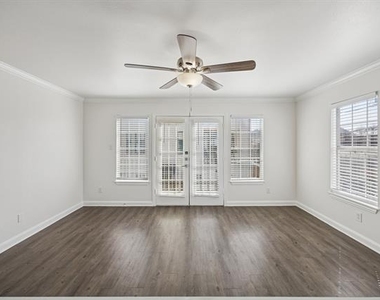 4125 Holland Avenue - Photo Thumbnail 15