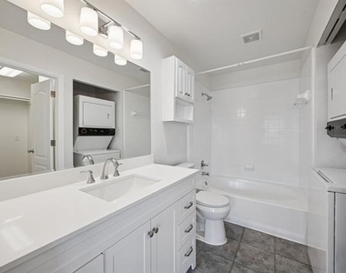 4125 Holland Avenue - Photo Thumbnail 11