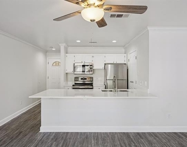 4125 Holland Avenue - Photo Thumbnail 7
