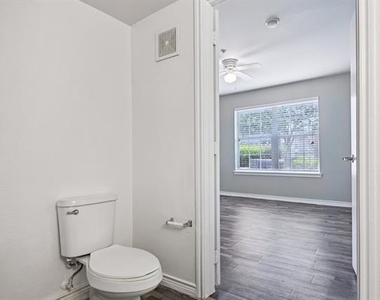 700 Timber Oaks Lane - Photo Thumbnail 5