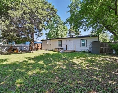 1205 Hamsted Street - Photo Thumbnail 13