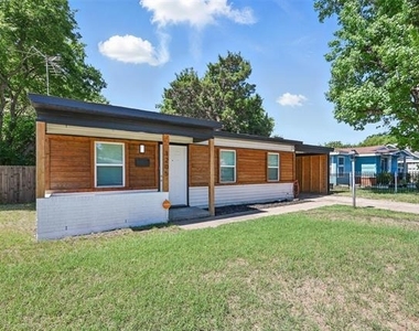 1205 Hamsted Street - Photo Thumbnail 1