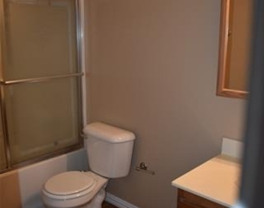 721 Pickwick Lane - Photo Thumbnail 12