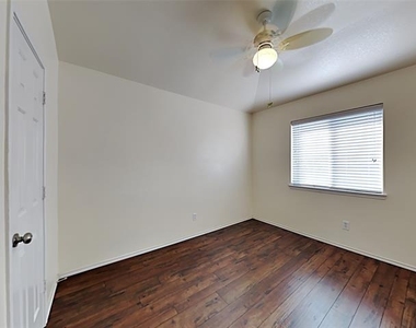 3251 Torio - Photo Thumbnail 12