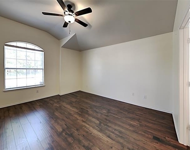 3251 Torio - Photo Thumbnail 7