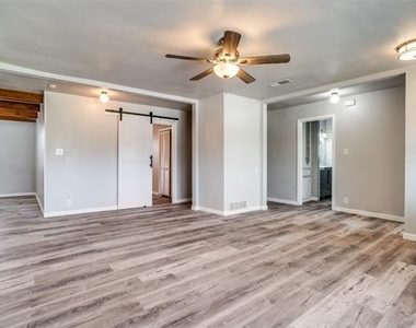 266 W Fulton Street - Photo Thumbnail 1