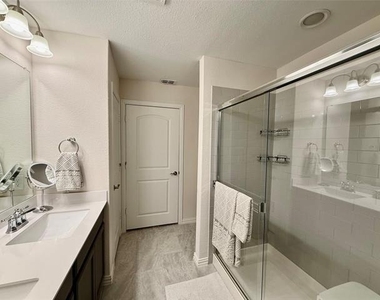 1267 Bright Stars Drive - Photo Thumbnail 7