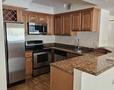 151 Ne 16th Avenue - Photo Thumbnail 19