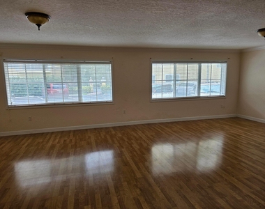 151 Ne 16th Avenue - Photo Thumbnail 17