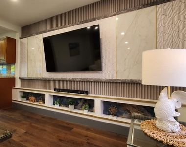 1548 Sw 28th Avenue - Photo Thumbnail 4
