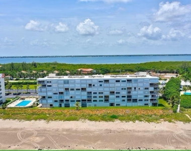 10102 S Ocean Drive - Photo Thumbnail 12