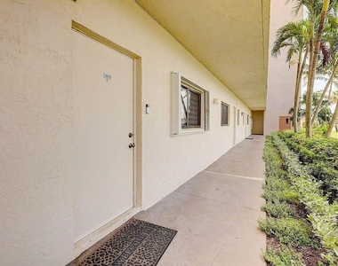 10102 S Ocean Drive - Photo Thumbnail 28