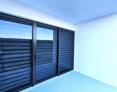 10102 S Ocean Drive - Photo Thumbnail 54