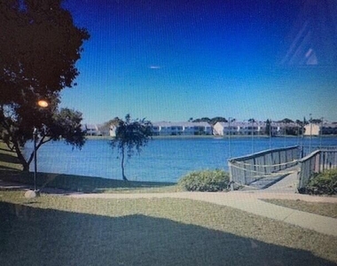 3445 Nw 44th Street - Photo Thumbnail 5