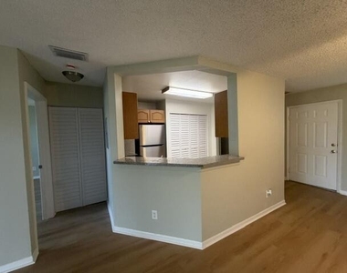 3445 Nw 44th Street - Photo Thumbnail 15