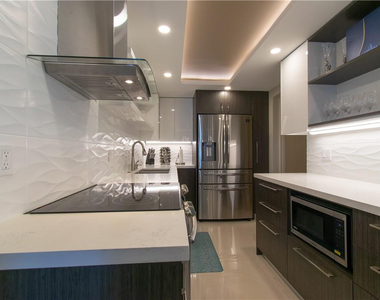 1151 N Fort Lauderdale Beach Boulevard - Photo Thumbnail 9