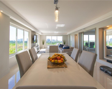 1151 N Fort Lauderdale Beach Boulevard - Photo Thumbnail 14