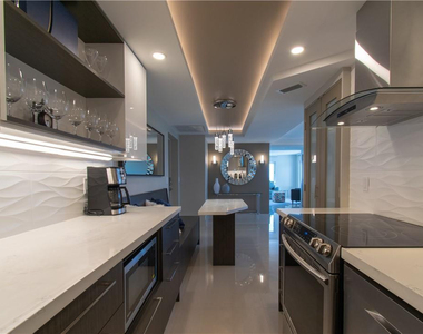 1151 N Fort Lauderdale Beach Boulevard - Photo Thumbnail 12